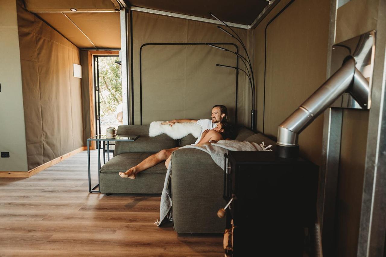 Drift Off Grid Luxury Eco Glamping Hotel Tarakohe Ngoại thất bức ảnh
